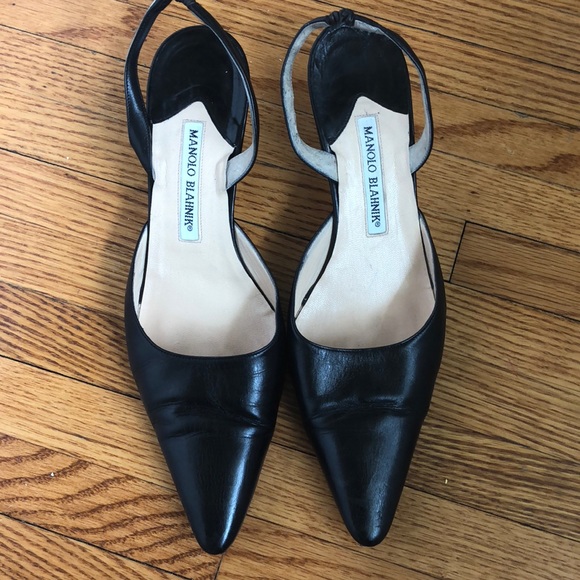 Manolo Blahnik Shoes - Manolo Blahnik sling back. Size 39
